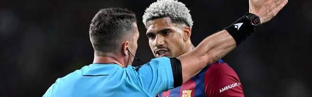 巴萨26岁队长阿劳霍状态告急：1张红牌引心态崩溃，身心俱疲将休战数周