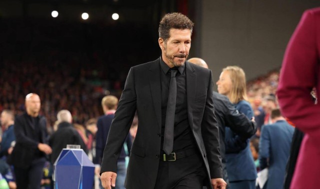 9人轮换酿惨案！马竞0-3保级队，西蒙尼神操作亲手送走冠军