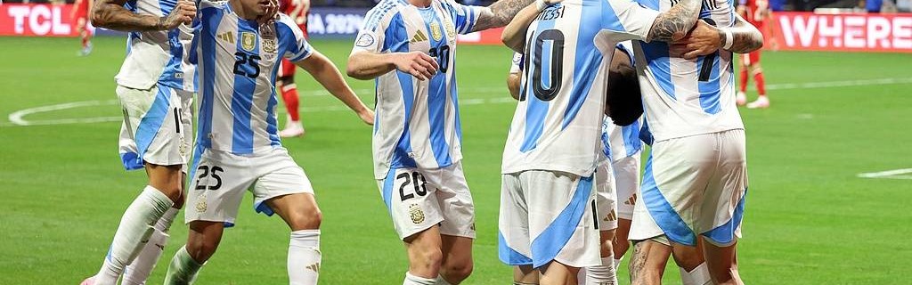 周日意甲焦点战：亚特兰大主场力克拉齐奥，2-1锁定胜局