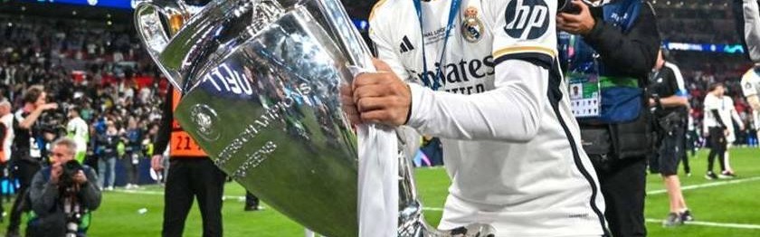 莫德里奇回忆热刺生涯，未能如愿加盟切尔西，反而成就皇马传奇