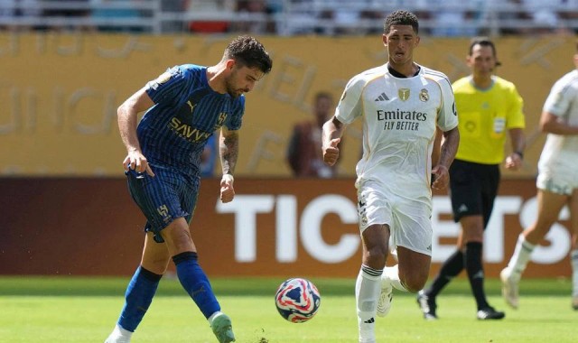 服了！皇马真核贝林厄姆球技飞速提升，与阿隆索沟通频繁真有效？