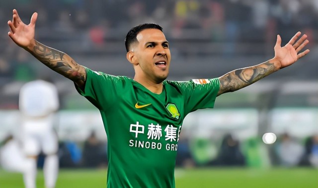 两位曾留洋德甲的王牌国脚，现在都成国安队的中流砥柱，值得期待