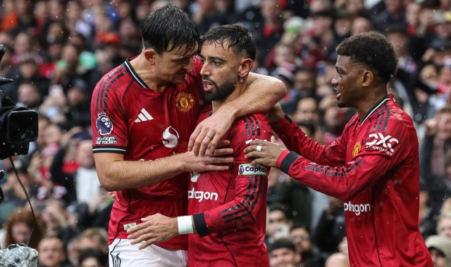 名宿：曼联在客场踢利物浦更好 可以摆大巴+伺机打反击