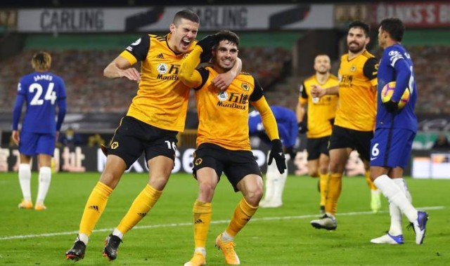 德甲保级队VS争冠劲旅：奥格斯堡主场死磕莱红牛，谁能笑到最后？