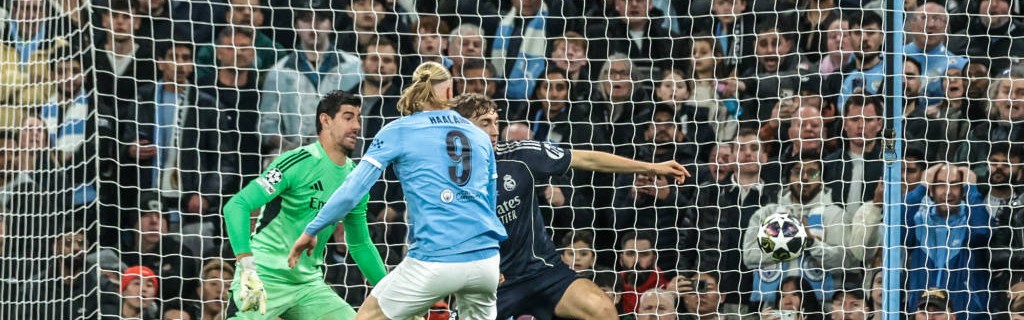 阿诺德赛后疑似模仿多库盘带，引发皇马球迷热议他的未来